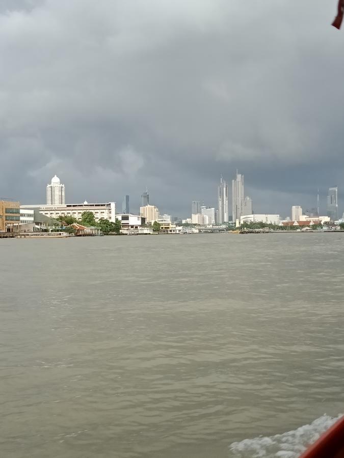 Baan Sathorn Riverfront กรุงเทพมหานคร ภายนอก รูปภาพ